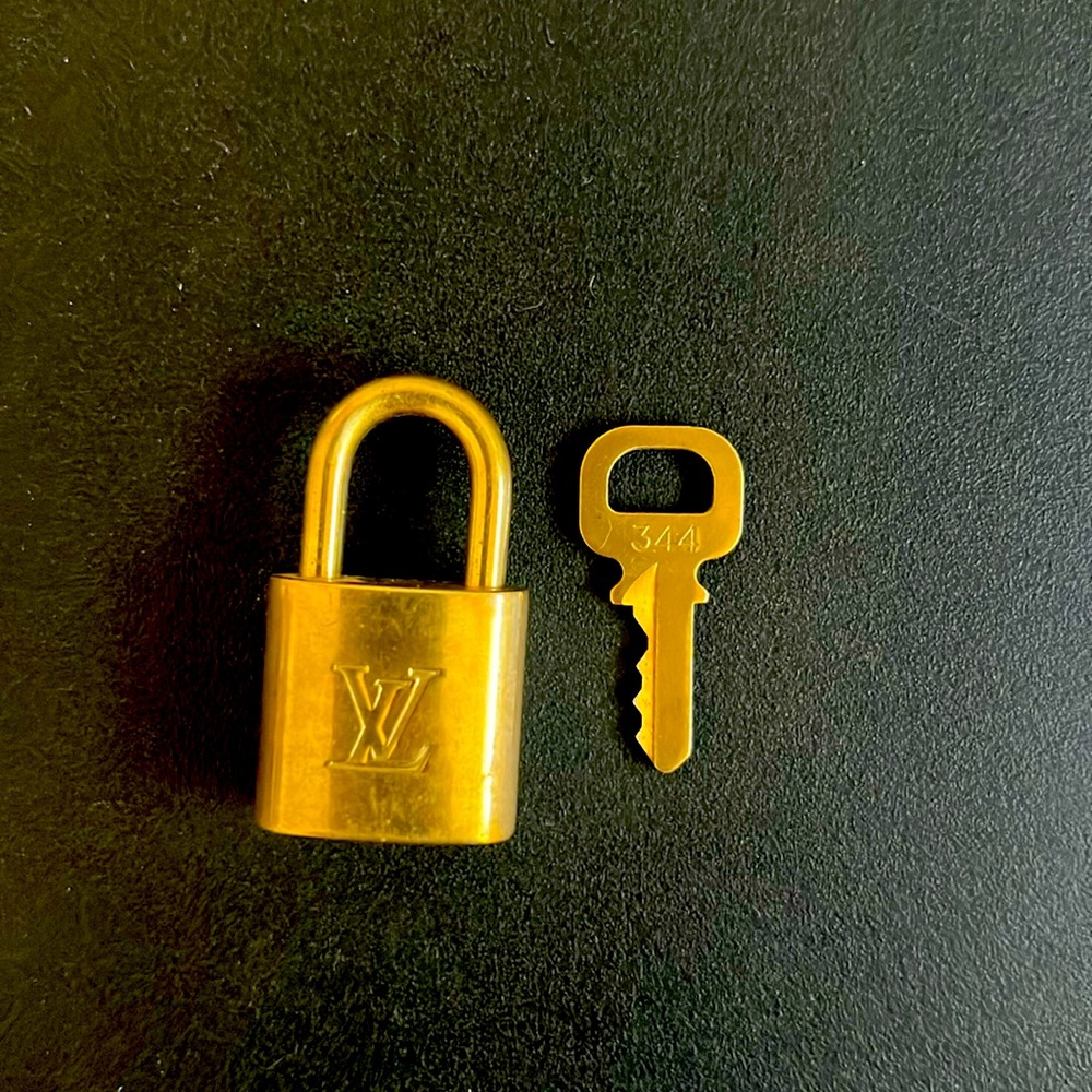 Authentic Louis Vuitton, lock and key number 344.